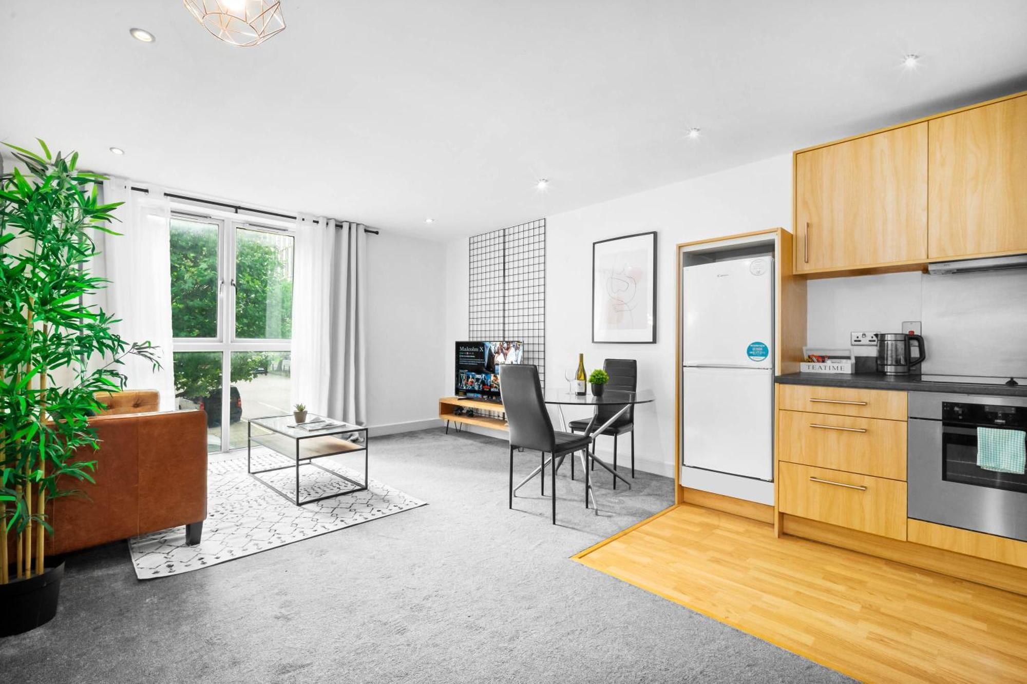 Birmingham City Centre Deluxe Apartment - Secure Parking 36C Exterior photo